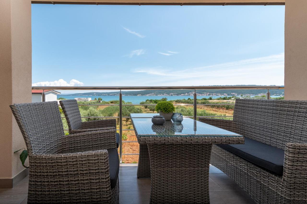 Amazing Sea View Apartment- Romantica Kaštel Štafilić エクステリア 写真